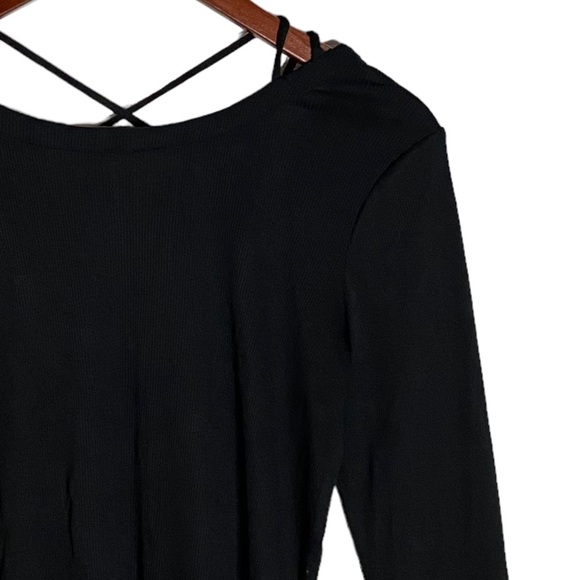 Chaser Ribbed Black Tunic Long Sleeve T-Shirt w Open Back Criss Cross Straps M - Picture 8 of 16